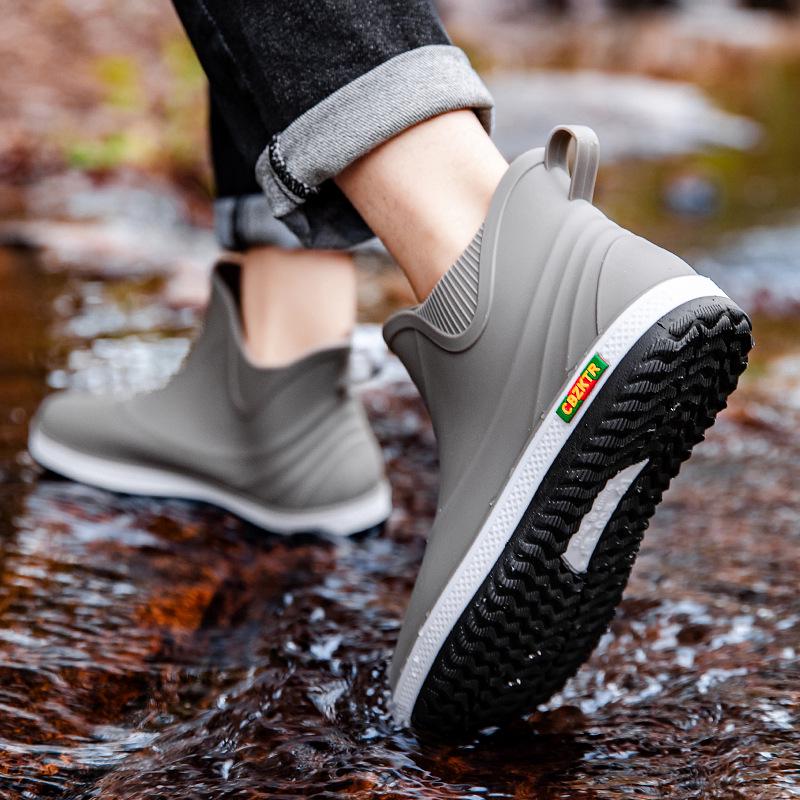 Men's Japanese-Korean Lightweight Waterproof Rain Boots: Durable, Non-Slip Rubber Shoes for Outdoor Activities, Fishing, and Car Washing.