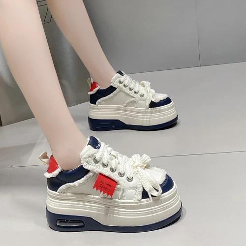 

Модные новые женские толстые кроссовки, осенние кожаные туфли на высокой платформе, толстая подошва, вулканизированная обувь, дышащая женская повседневная обувь для папы 8 см 39 синий