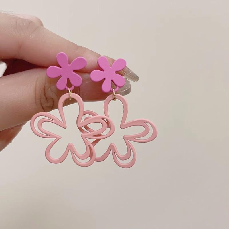 Pendientes Colgantes de Flores Rosas para Mujer Calados Pintura en Spray Doble Capa Pétalo Pendientes Colgantes Lindo Regalo de Joyería para Fiesta de Niñas
