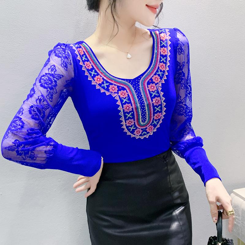 Autumn and Winter Diamond Lace Long-sleeved T-shirt for Women with Age-reducing Slim Fit and Versatile Base Shirt Top