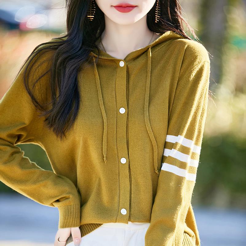 2026 Spring/Summer Women's Lightweight Wool Knit Hooded Cardigan with Three Stripes
