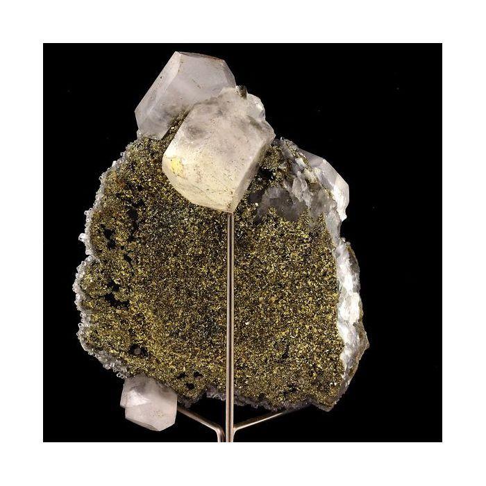 Pierres et Minéraux. Calcite, Pyrite, Fluorite. 1168.0 ct. El Hammam Mine, Meknès, Maroc.