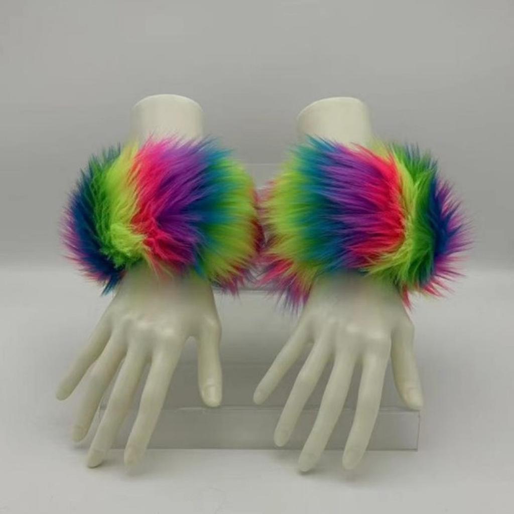 Faux Furs Short Wrist Cuff Winter Wrist Cuff Warmers Furry Wrist Cuff for Women Girls Coat Wrist Furry Warm Cuff