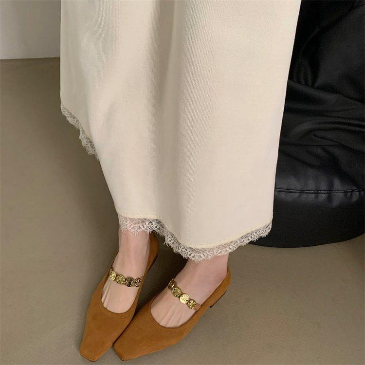 French retro gentle low-heeled single shoes 2025 square head suede late evening wind grandma shoes metal buckle Mary Jane shoes