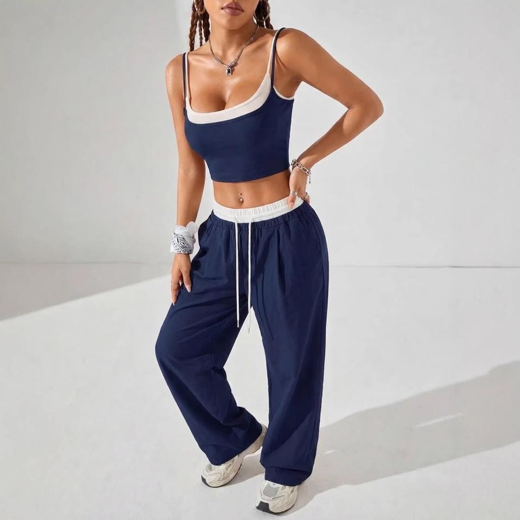Completo Sportivo alla Moda da Donna a Vita Alta con Canotta e Pantaloni per l'Estate 2026
