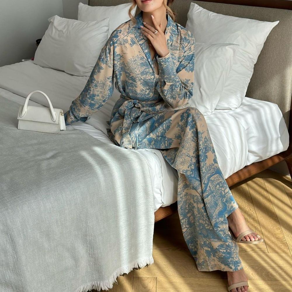 Women's Elegant 2-Piece Casual Outfit: French Print Long-Sleeve Lace-Up Shirt + High-Waist Wide-Leg Pants