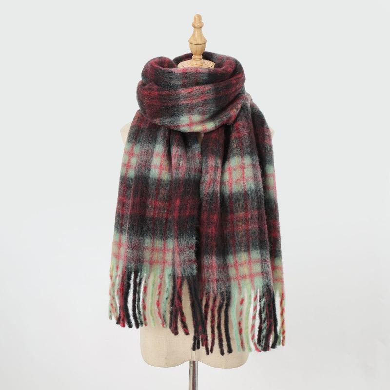 New autumn and winter retro plaid fringed scarf wool blended high-end versatile warm contrasting color plaid scarf