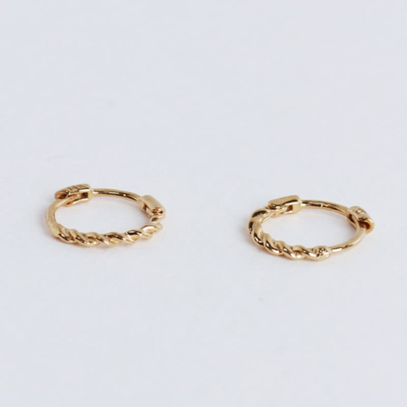 Less Is More 14K Gold One-touch Twist Earring