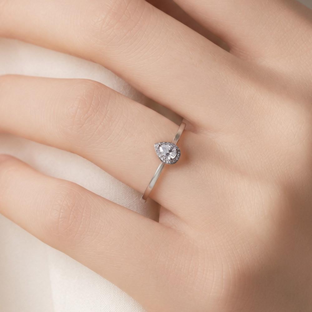 Helene Jewelry Silver 925 Teardrop Cubic Miss Ring (Type B)