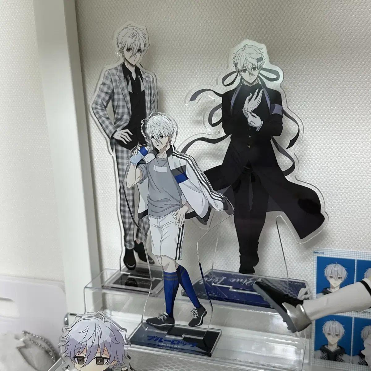 

Синий Рок Наги Сейширо Акриловый Значок