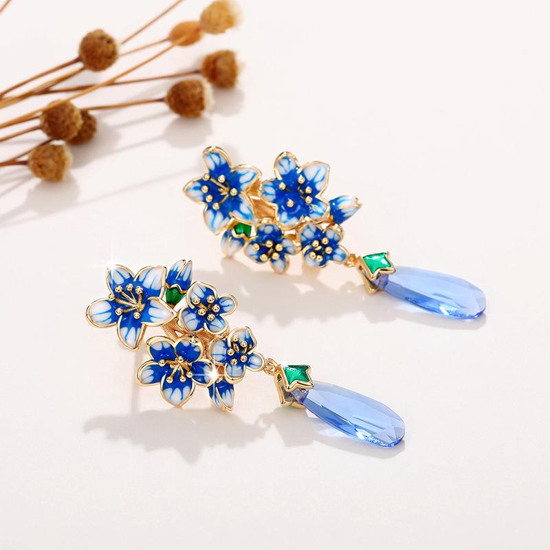 Huitan Handmade Enamel Flower Earrings for Women Temperament Exquisite Blue Floral Earrings Girls Gift Fashion Ladies