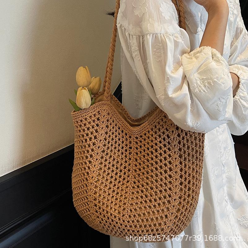 Woven Straw Bag Women's Large Capacity 2025 New Spring and Summer Versatile Leisure Shoulder Seaside Vacation Beach Bag