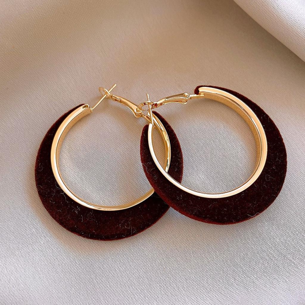 Silver needle Hong Kong style retro flocking round leopard print earrings earrings personalized autumn and winter earrings women