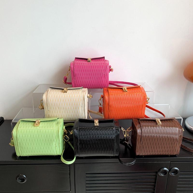 

Модная сумка-коробка для женщин, сумка через плечо из воловьей кожи, маленькая квадратная сумка