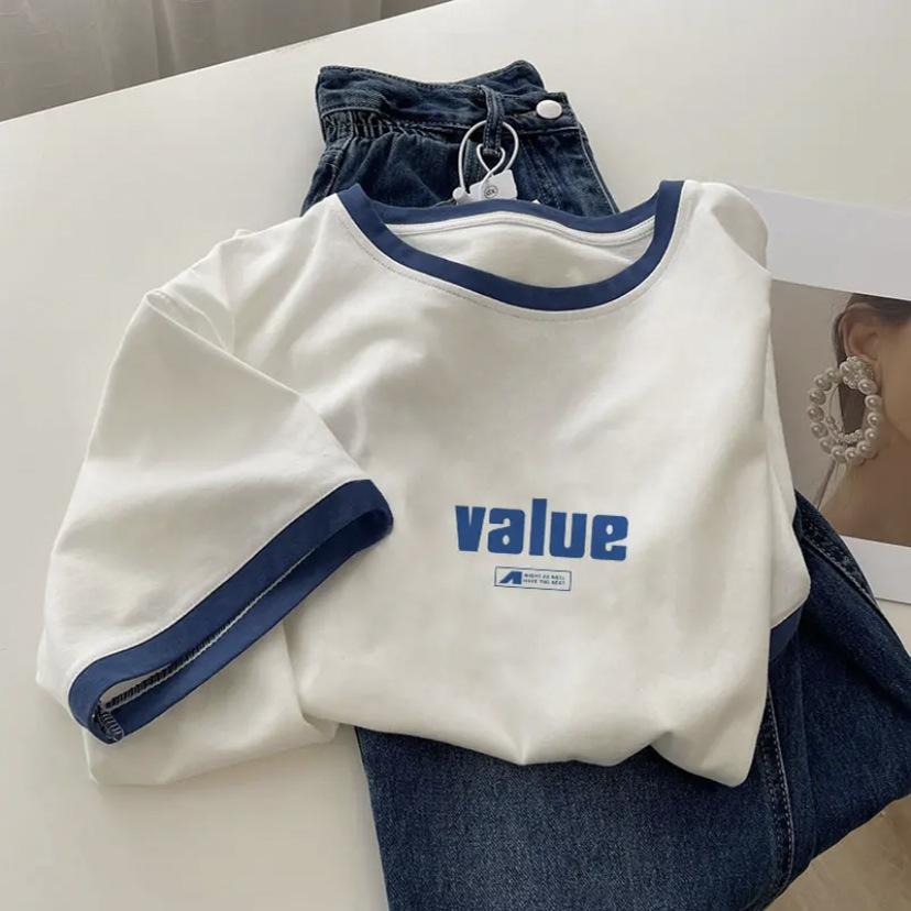 Czysta bawełna, biały t-shirt damski z krótkim rękawem, letni design, niszowy, w kontrastowym kolorze, w stylu Hong Kongu, szykowny top z bazą