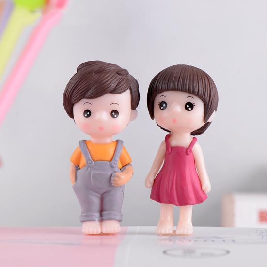 2Pcs/Set Resin Boy Girl Couple Model Figurine DIY Miniature Landscape Accessory