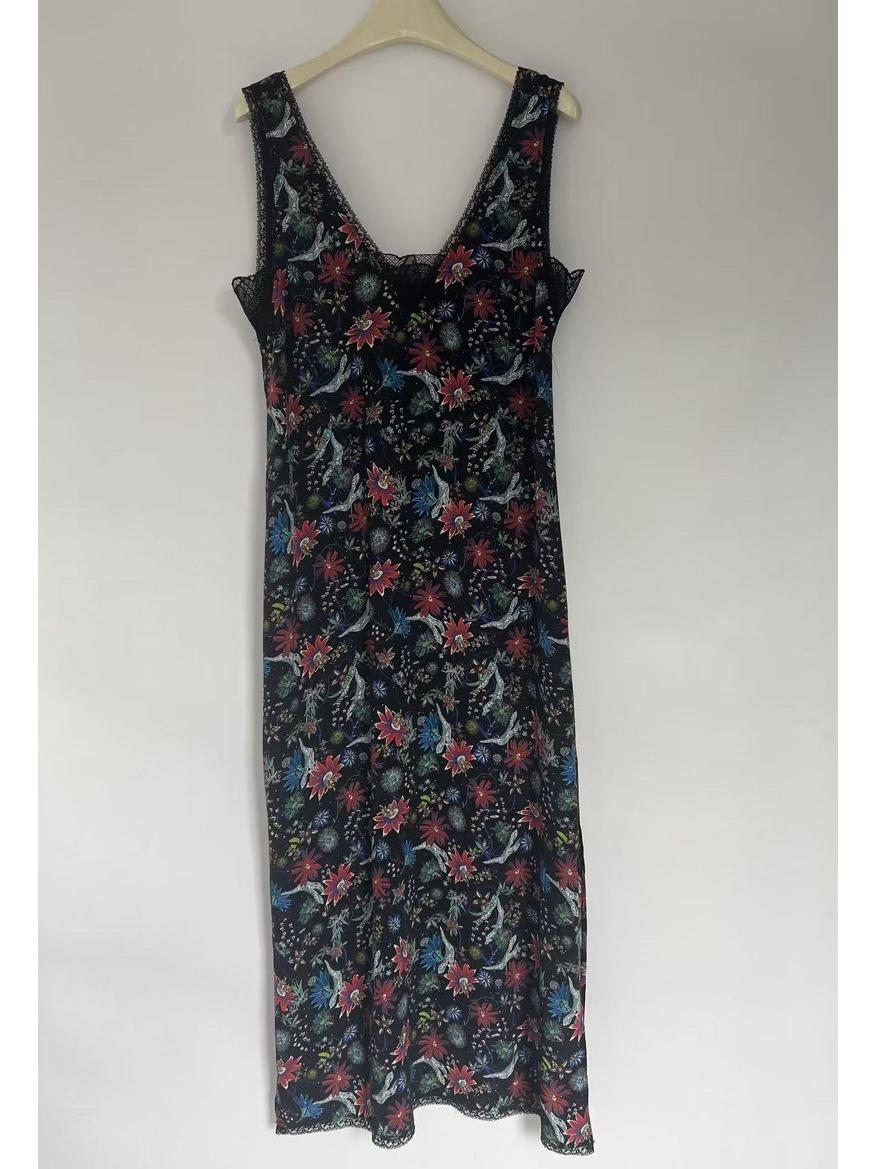 

Z&V2026 Early Spring Romantic Retro Black Floral Long-Sleeved & Slip Dress Extra Small вино красного