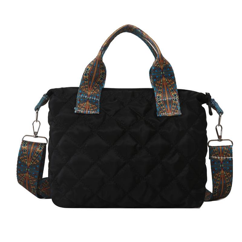 2025 new winter fashion casual handbag simple shoulder bag personalized messenger bag diamond Korean version tote bag