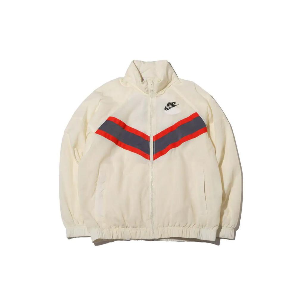 Nike Trainingsjacke Nike Weiße Winterjacke Parka Weiße