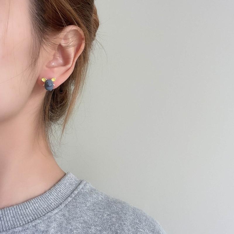 Cute Mouse and Cheese Earrings Adorable Style Asymmetry Earring for Animal Cartoon Ear Clips Earrings Jewelry Ornament