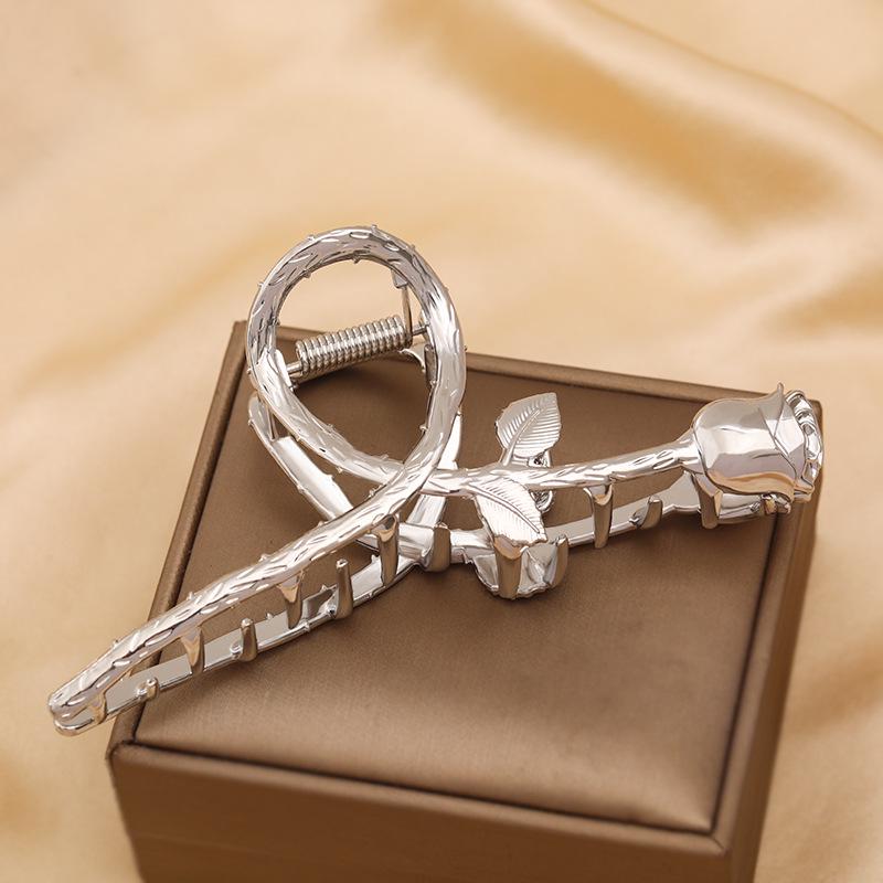 

Elegant 2022 Tulip Butterfly Hair Claw Clip for Women - Temperament Shark Hair Accessory