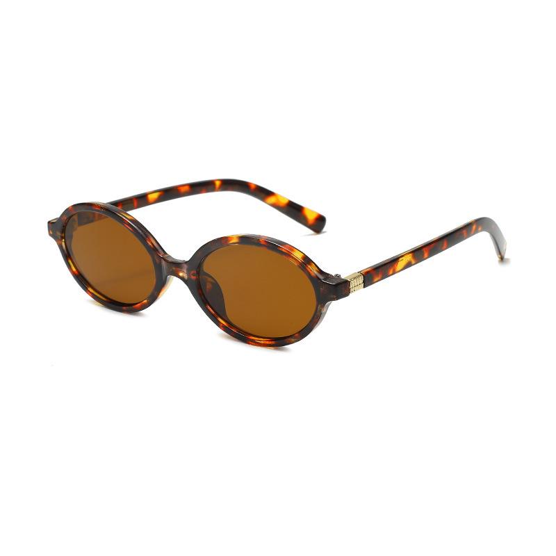 2024 Xiaohongshu Retro Oval Nerd Glasses with Anti-Blue Light in a Simple, High-End Style