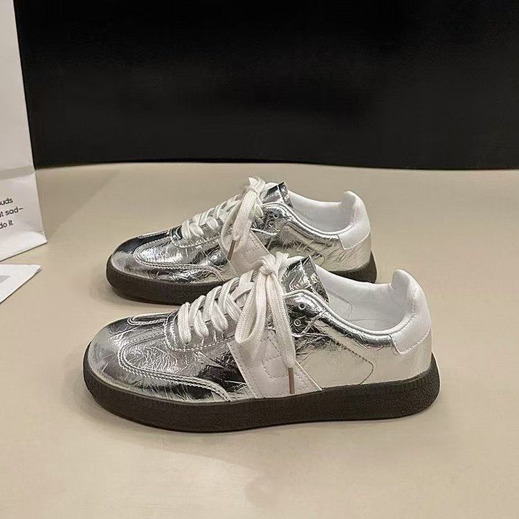 Flat-soled sports shoes New summer outer wear casual shoes Low-top board shoes German training shoes
