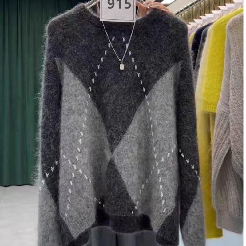 Women's Round Neck Wool Sweater: Thickened, Color Block, Diamond Pattern, Brushed Long Hair Knit, Loose Fit for Autumn/Winter