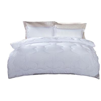 Fuanna Cloud Mu Antibacterial All-Season Quilt