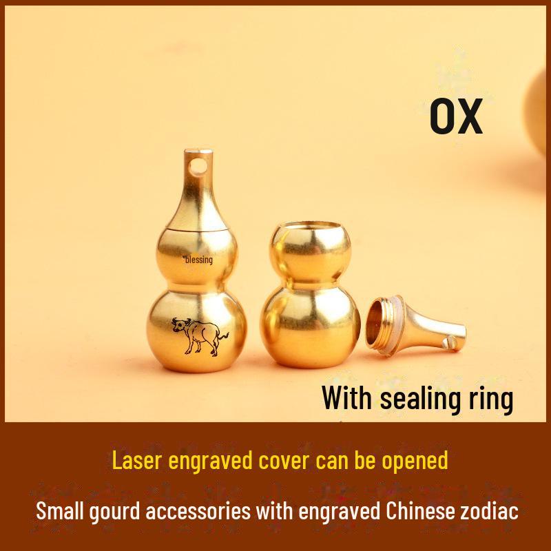 Schlüsselanhänger aus Messing mit Sternzeichen-Kürbis, acht Trigrammen und Segensgravur