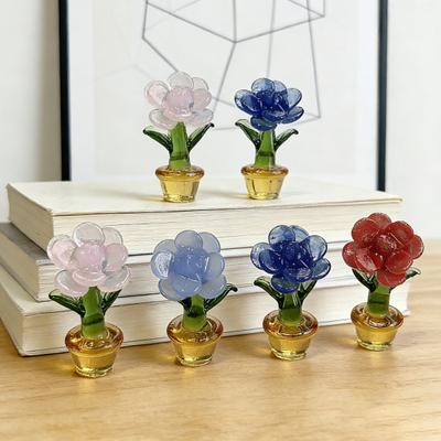 Saksılı Mini Cam Gül Çiçeği Renkli Gül Çiçeği Süsleri Koleksiyonluk Üfleme Cam Sahte Kristal Çiçek Figürü Anneler Günü Doğum Günü Masası İçin
