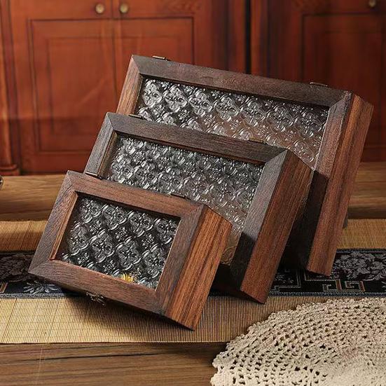 Jewelry Storage Box with Buckle And Flip-Top Lid Case Wood Retro Design Dustproof Organizer for Small Sundries