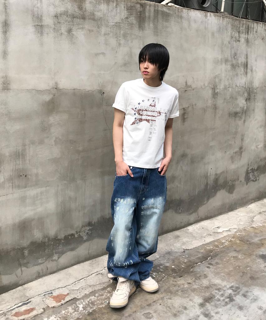 Gicheol Star Supply T-Shirt (White)