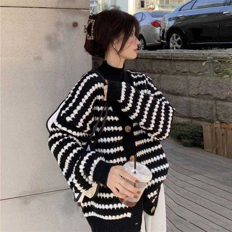 Autumn and Winter Knitted Sweater Loose and Lazy American Design Sense V-neck Striped Sweater Jacket Large Size Casual Foreign Style
