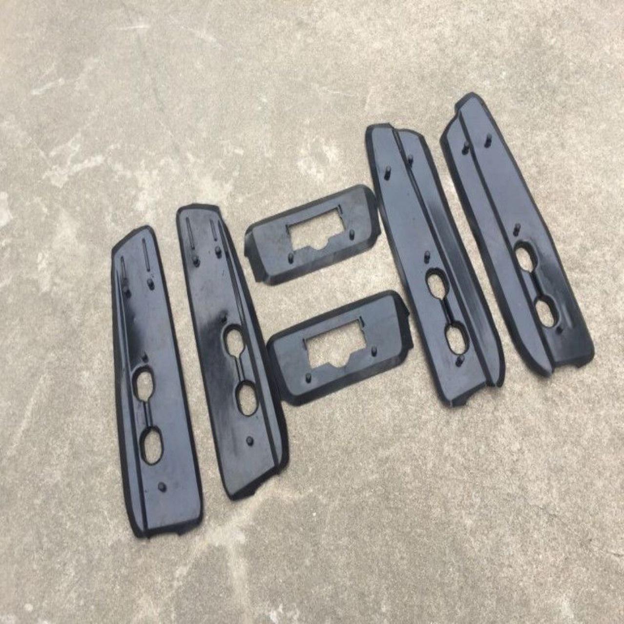 

Кожаная накладка на багажник на крышу для Prado FJ150 (2010-2022 гг.) - черный