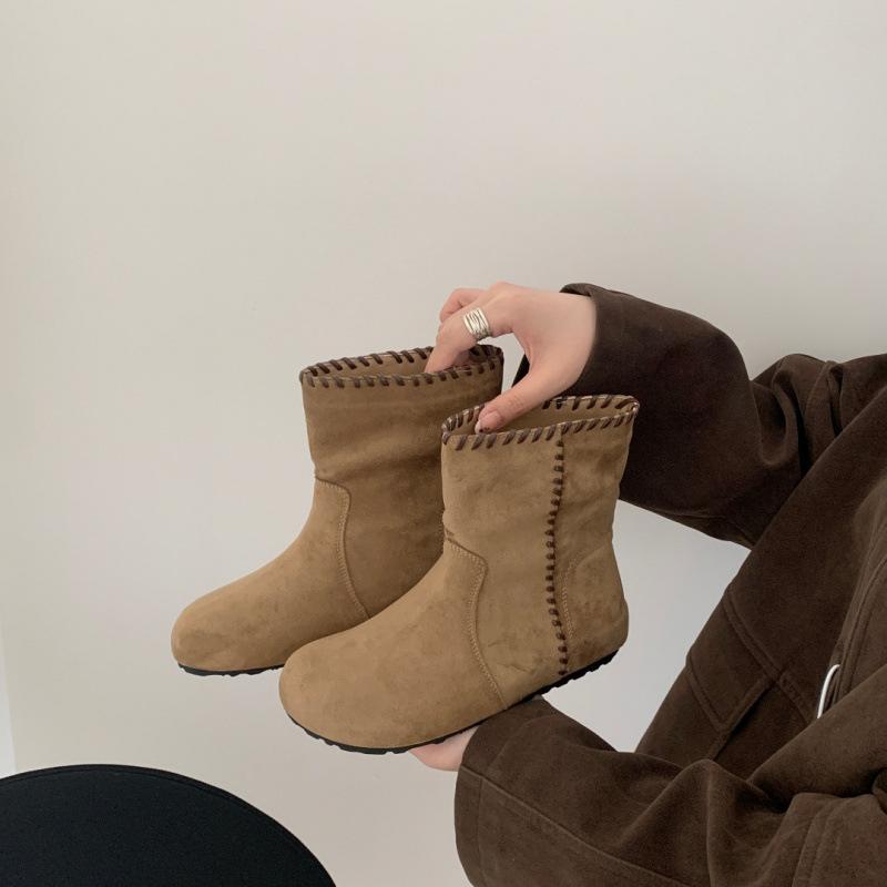 Ethnic style retro soft leather Martin boots women's 2025 autumn and winter new with skirt western boots inner height booster boots