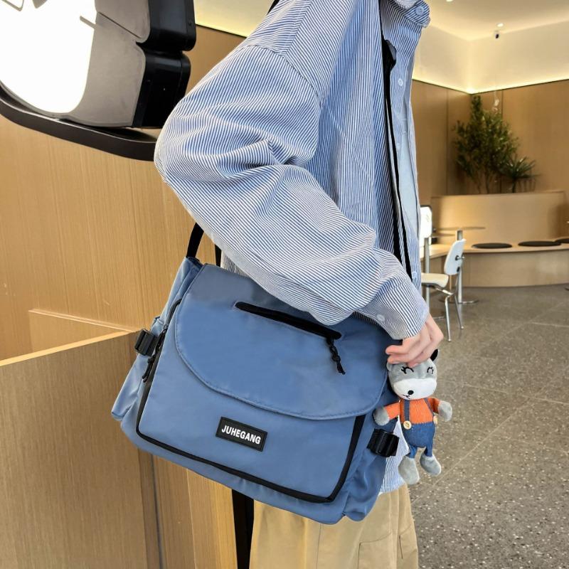 Solid Color Simple Nylon Cloth College Student Canvas Bag Street Locomotive Trendy Core Camp Mailman Bag New Bag