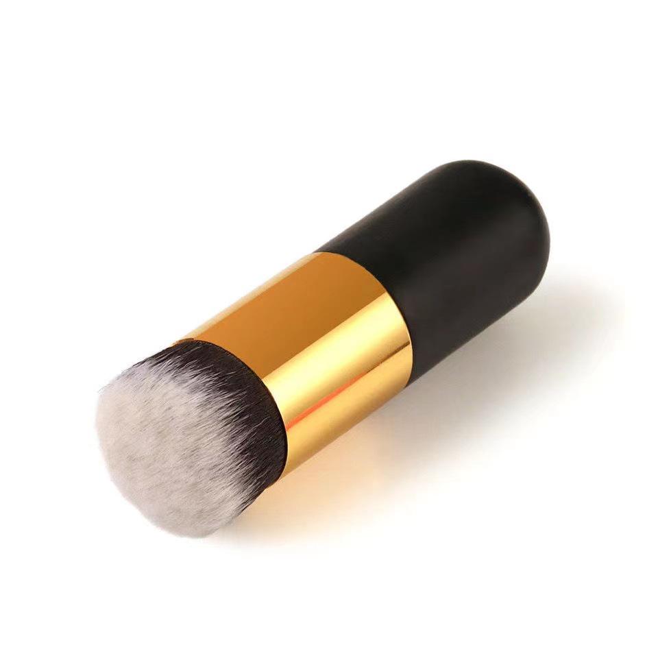 Compact Traceless Mushroom Head Foundation Brush: Portable, Beginner-Friendly, Anti-Caking, Round and Flat Head for BB Cream Application