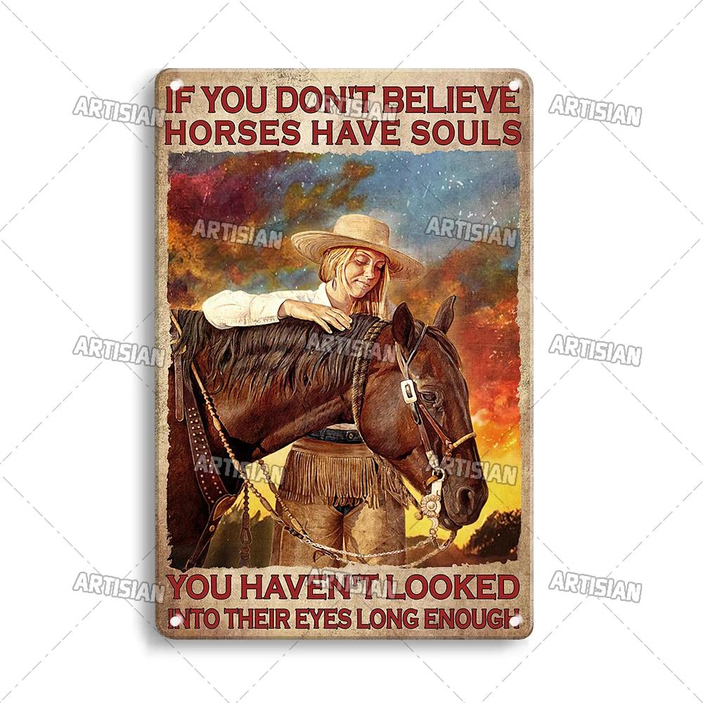 ARTISAN Verwittertes Mädchen und Pferd Kunst Metallposter Vintage Wandplatte Klassischer Sport Metallplakette Bar Café Garage Wanddekor Schild
