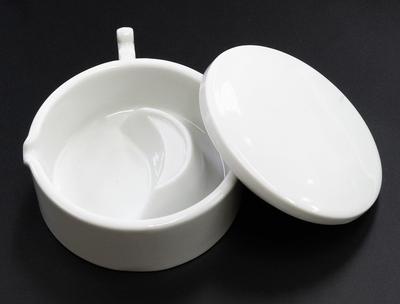 Sumiike White Porcelain Small with Brush Rest