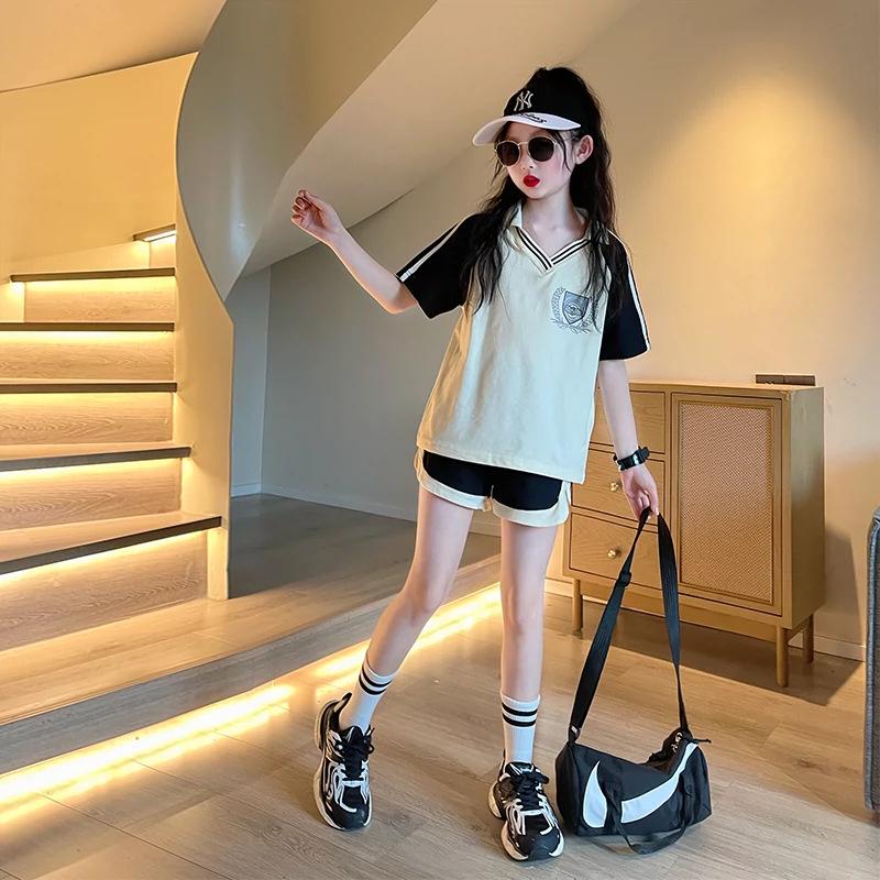 Girls' Trendy Summer Streetwear: Short Sleeve Top & Shorts Two-Piece Set for Kids