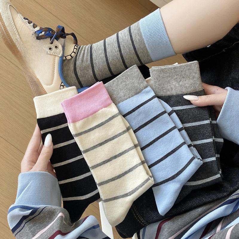 Women's Autumn and Winter Color-blocking Striped Mid-calf Socks, Versatile Color-blocking Long Calf Socks, Boneless Pile Socks for Women