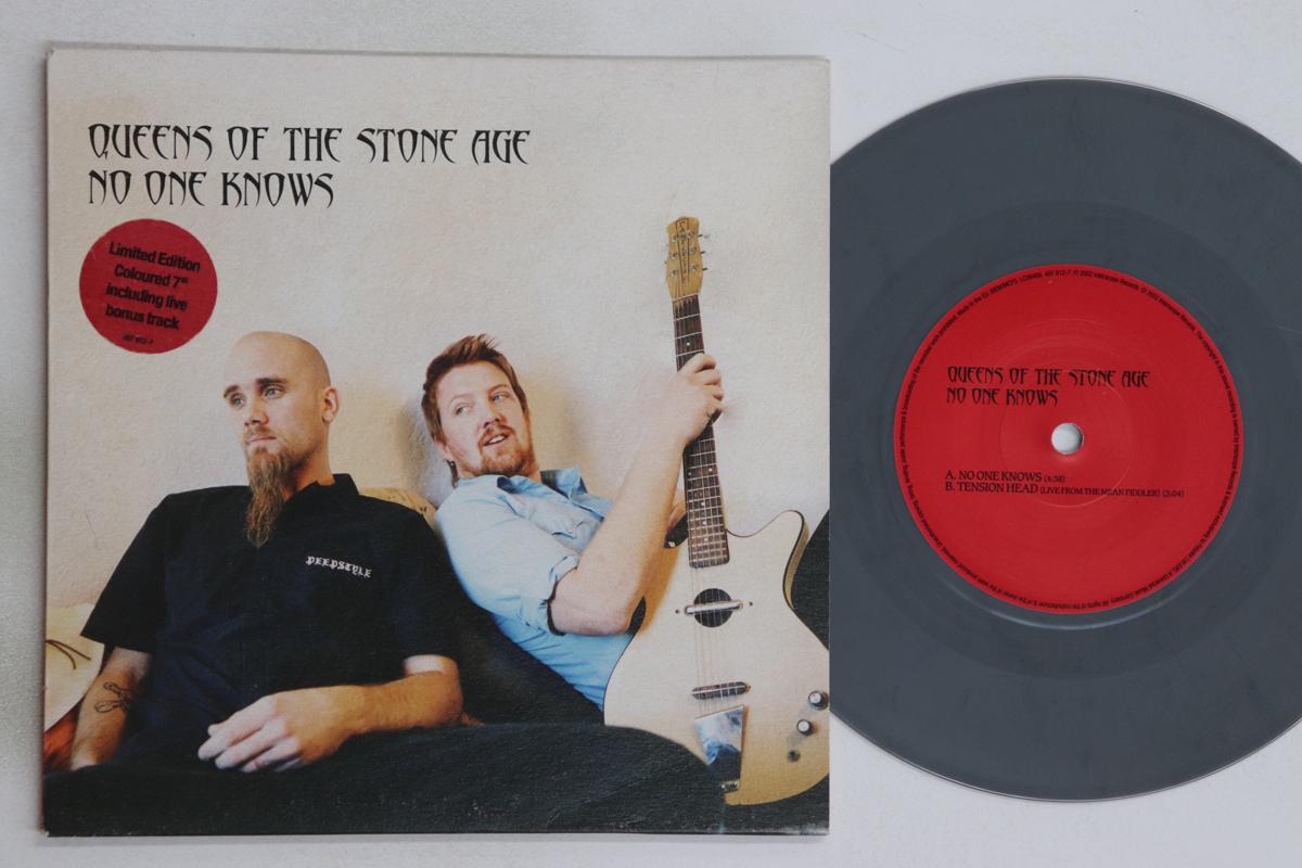 

7inch Record QUEENS OF THE STONE AGE - No One Knows / Tension Head 4978127 INTERSCOPE 2002 UK & Europ Rock Used