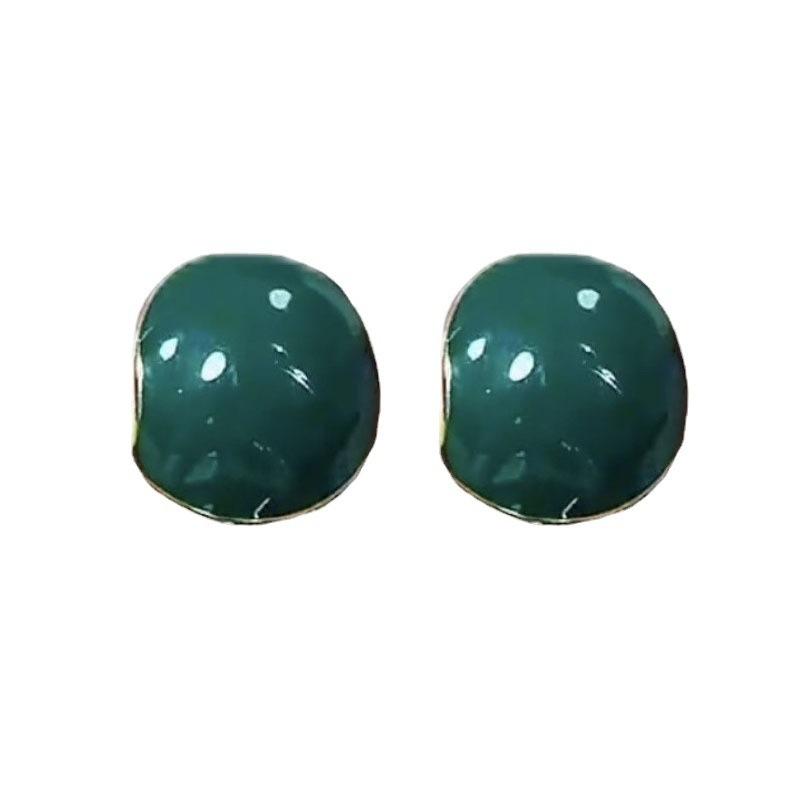 The "Sincere Bean" Earrings Can Be Worn On Both Sides. They Are High-end and Luxurious Stud Earrings with A Stylish Design.