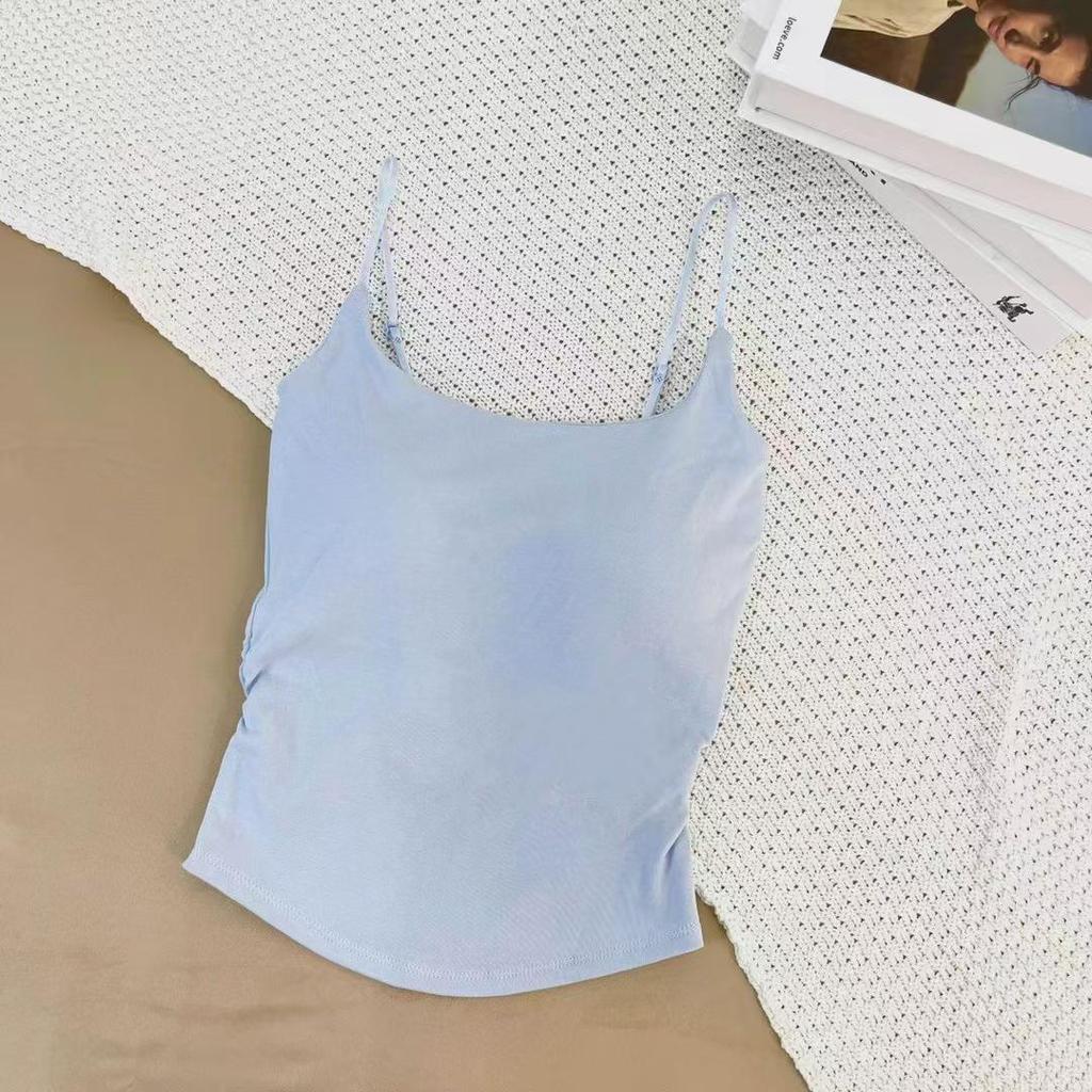 Maiou din bumbac premium RC: Vestă Slim-Fit pentru Femei cu Cupe la Piept pentru un Aspect Dulce și Versatil