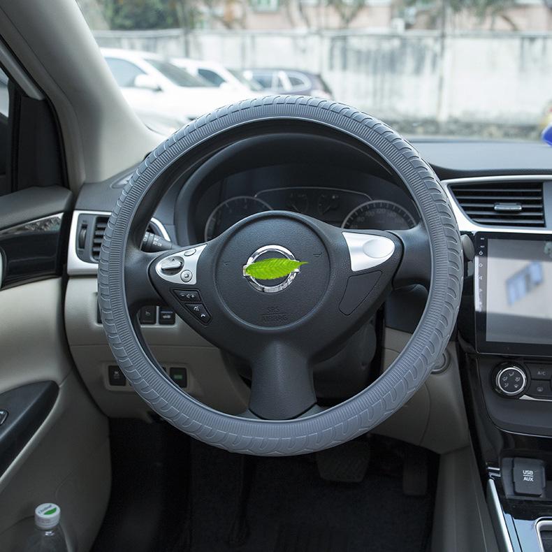 Universal Car Silicone Steering Wheel Case Cover Shell Skidproof Car Accessories For