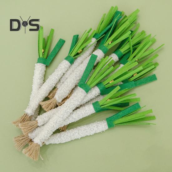 Kauspielzeug für Katzen in Form einer Frühlingszwiebel, weiches Filzspielzeug für Katzen mit Frühlingszwiebeln, interaktives Trainingszubehör für Haustiere für Kätzchen und Katzen im Haus