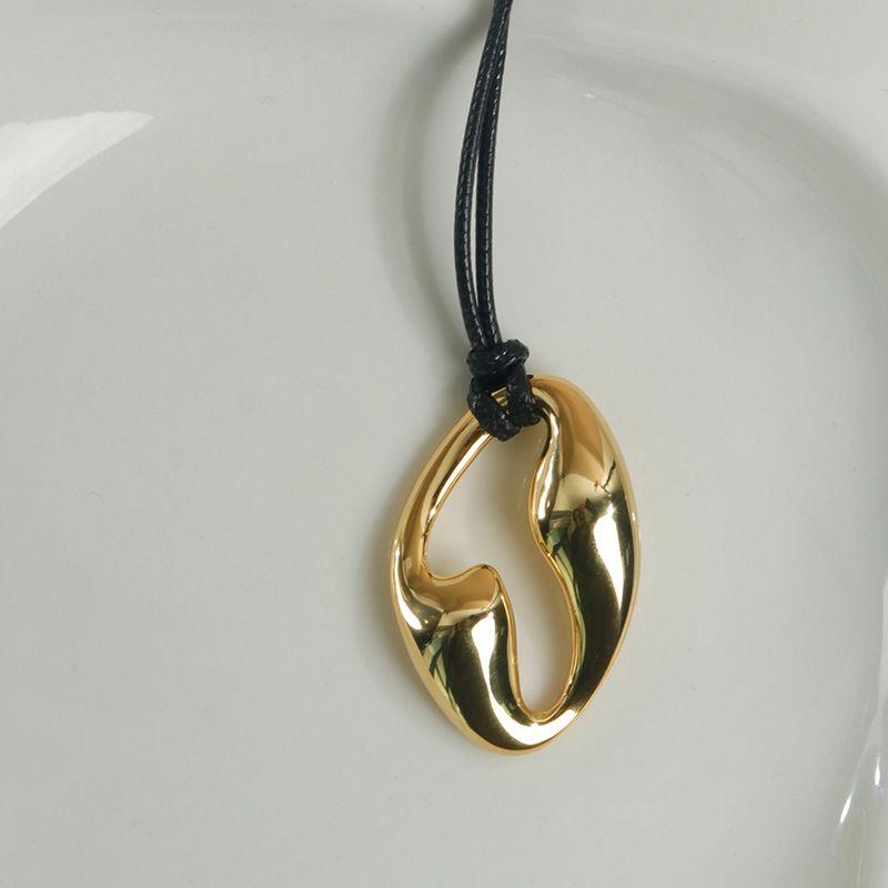 

Moment Pendant Leather Rope Lanyard Sweater Chain Long Necklace Necklace Accessories 2025 New Arrival Exquisite Fancy