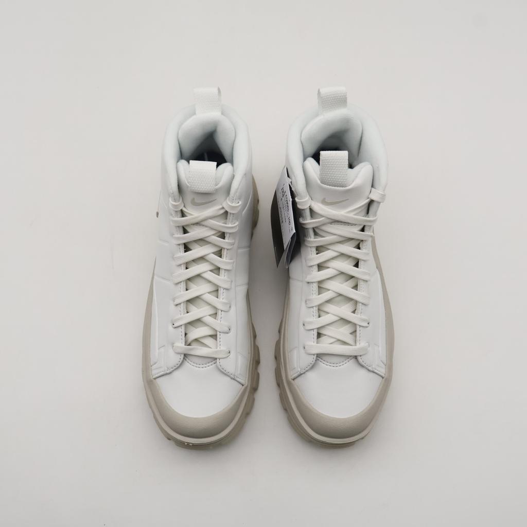 FQ9065-100 Nike Blazer Mid Roam Summit Light Bone University Gold (Damen)