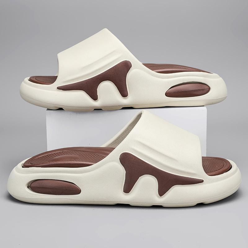 

Новые тапочки мужские модные уличные легкие мужские пляжные сандалии летние повседневные классные тапочки с мягкой подошвой 44-45 [Standard code] коричневый